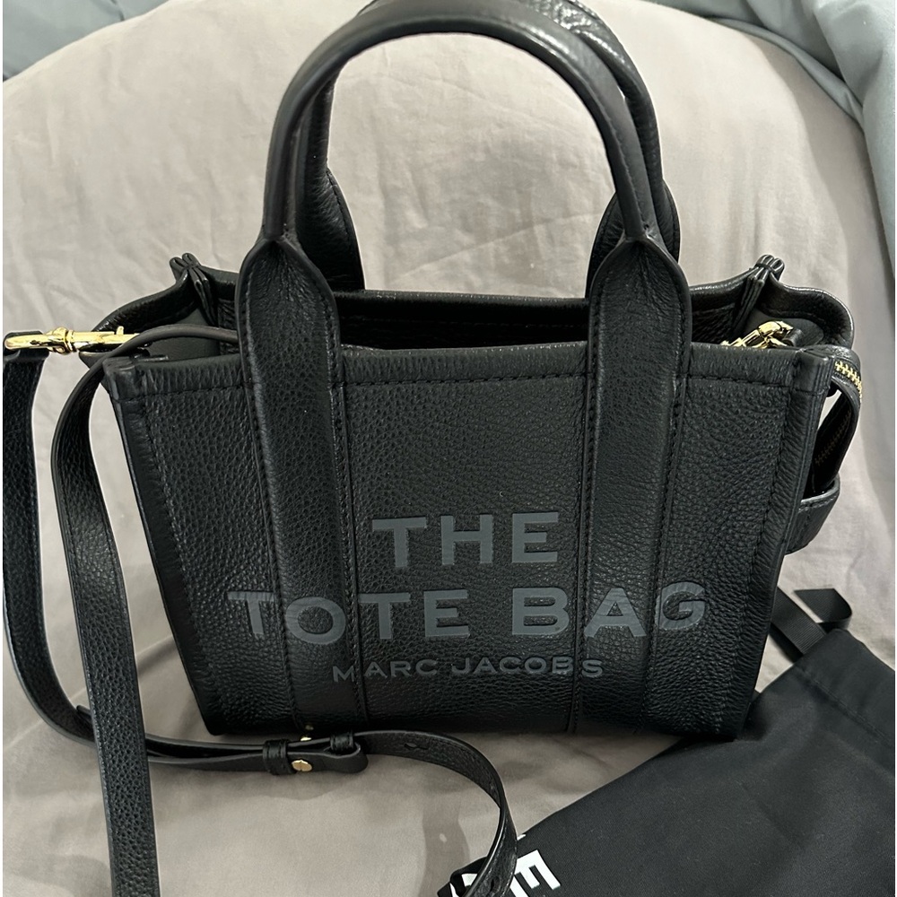The Tote Bag Marc Jacobs- small black leather